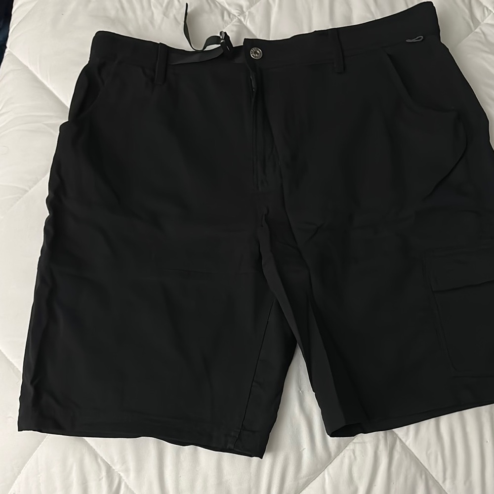 Men's Black Quick Dry Cargo Shorts size 40